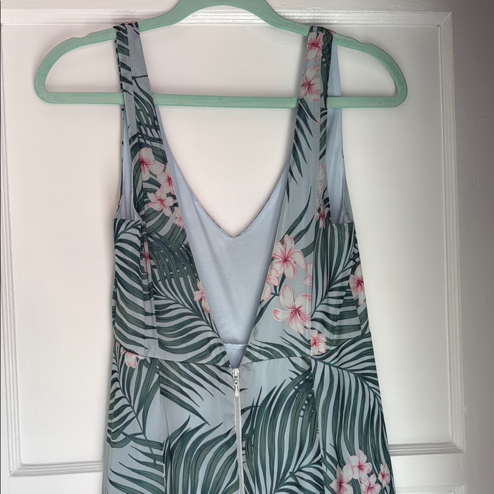 Show Me Your MuMu Jenn Maxi Dress in Hanalei Dream tropical print - Picture 8 of 10